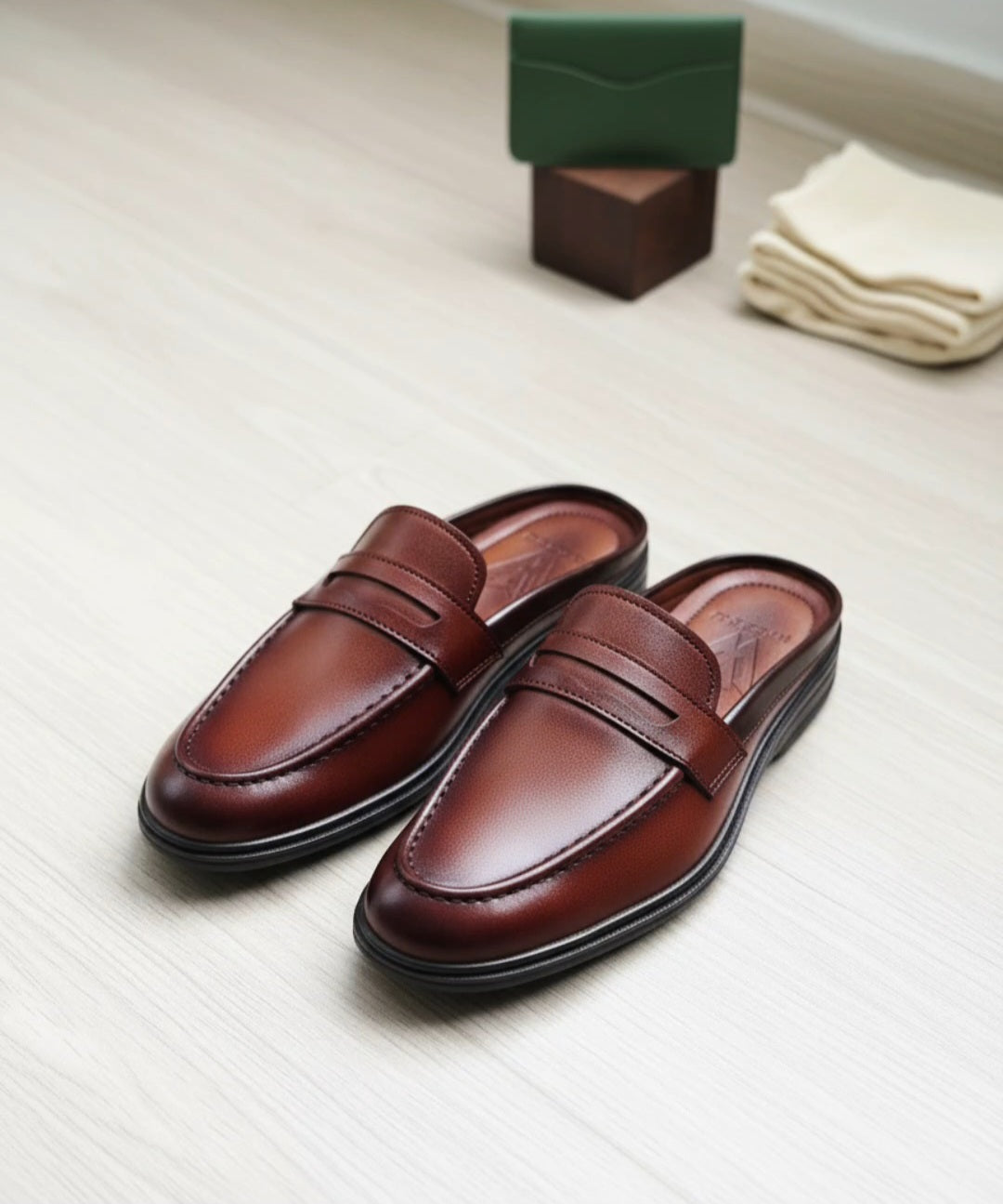 100% LEATHER HANDMADE MULE | MEDICATED