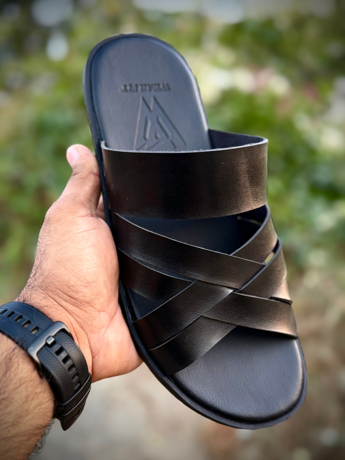 BLACK LEATHER STRAP - 025